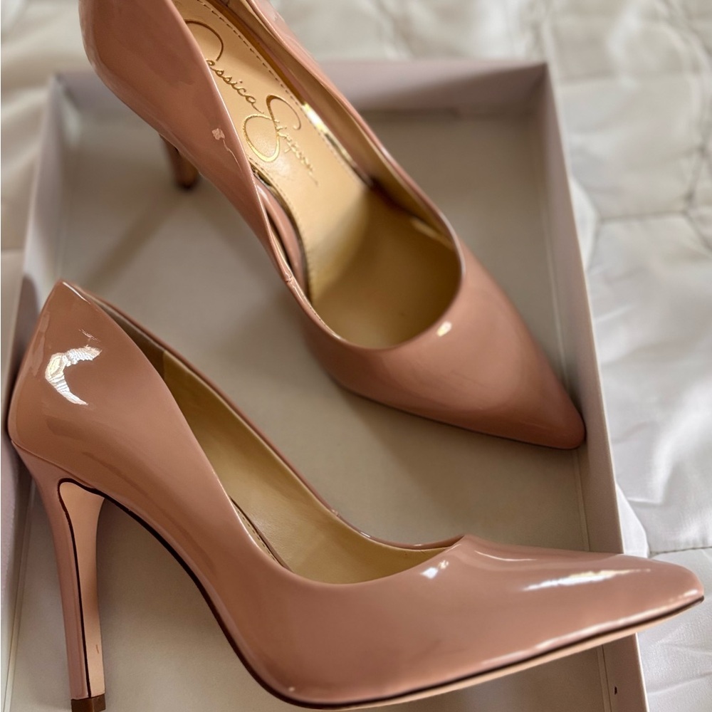 Jessica Simpson Tan Patent Leather Heels Sleek Stiletto Pumps